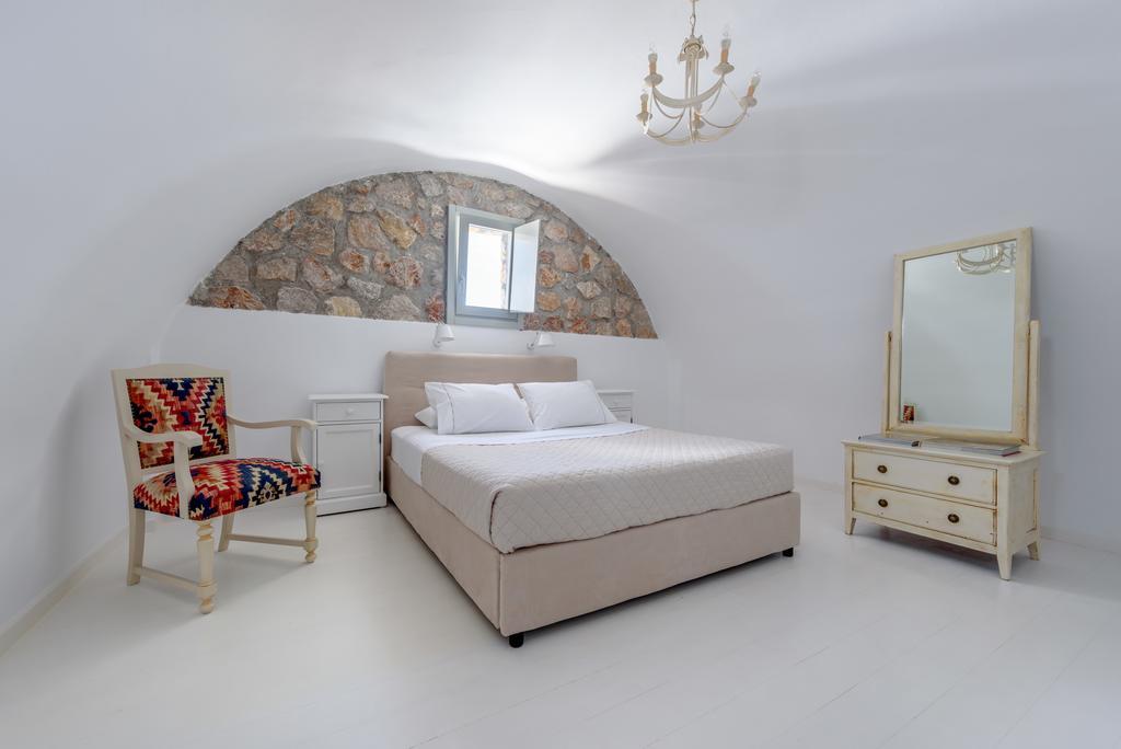 Red Cliff Villa 2Bedroom Villa With Caldera View And Plunge Pool Akrotírion Zewnętrze zdjęcie